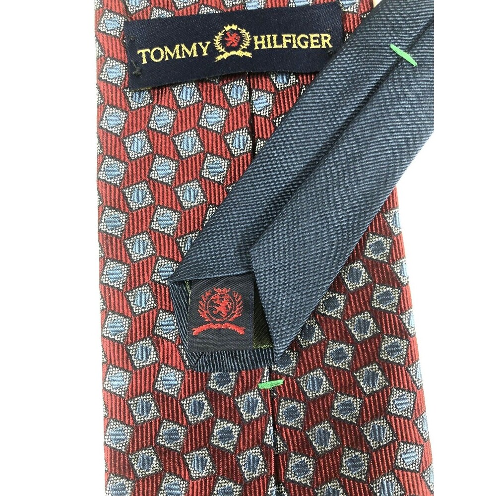 Classic VINTAGE Tommy Hilfiger Tie 100% Silk Red Blue Geometric Made in USA - Picture 7 of 7